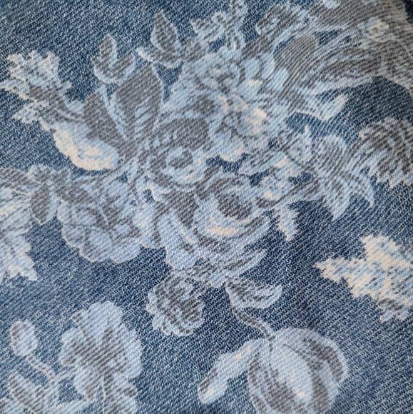 NWT LoveShackFancy X GAP Floral Denim Jacket - Picture 10 of 12